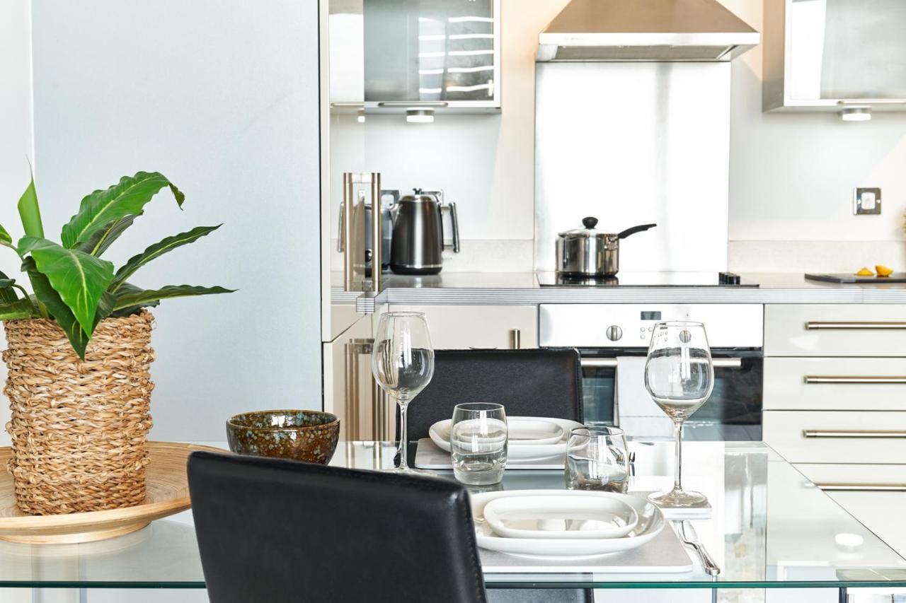 Shortstaymk Vizion Apartments, With Free Superfast Wi-Fi, Parking, Sky Sports And Movies Milton Keynes Luaran gambar