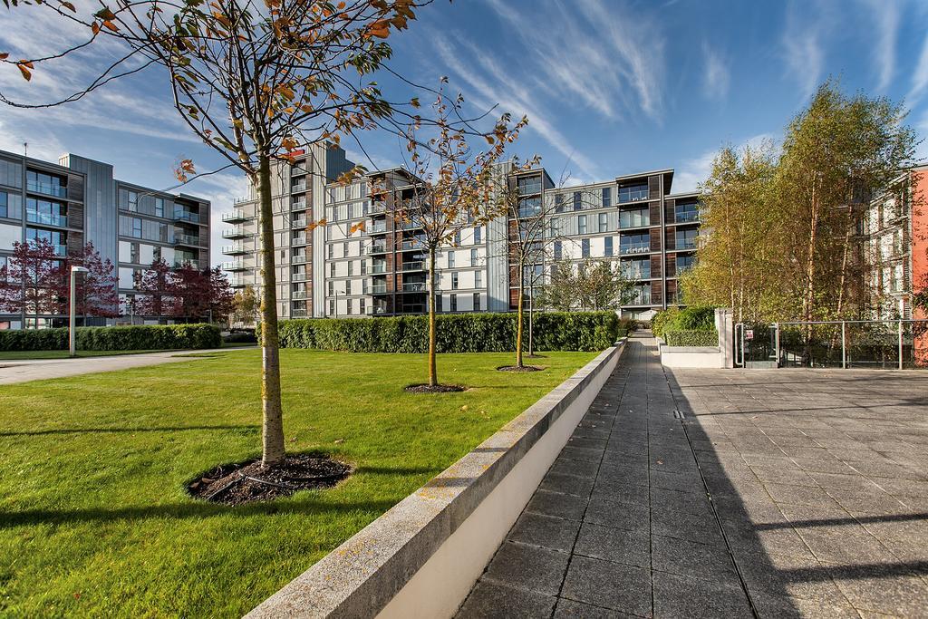 Shortstaymk Vizion Apartments, With Free Superfast Wi-Fi, Parking, Sky Sports And Movies Milton Keynes Luaran gambar