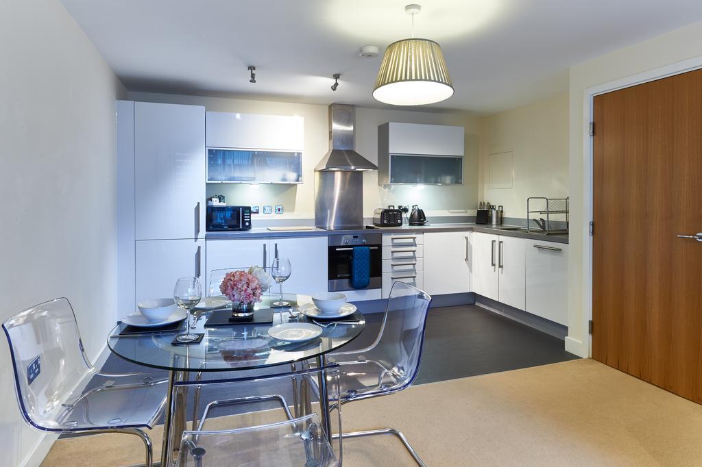 Shortstaymk Vizion Apartments, With Free Superfast Wi-Fi, Parking, Sky Sports And Movies Milton Keynes Luaran gambar